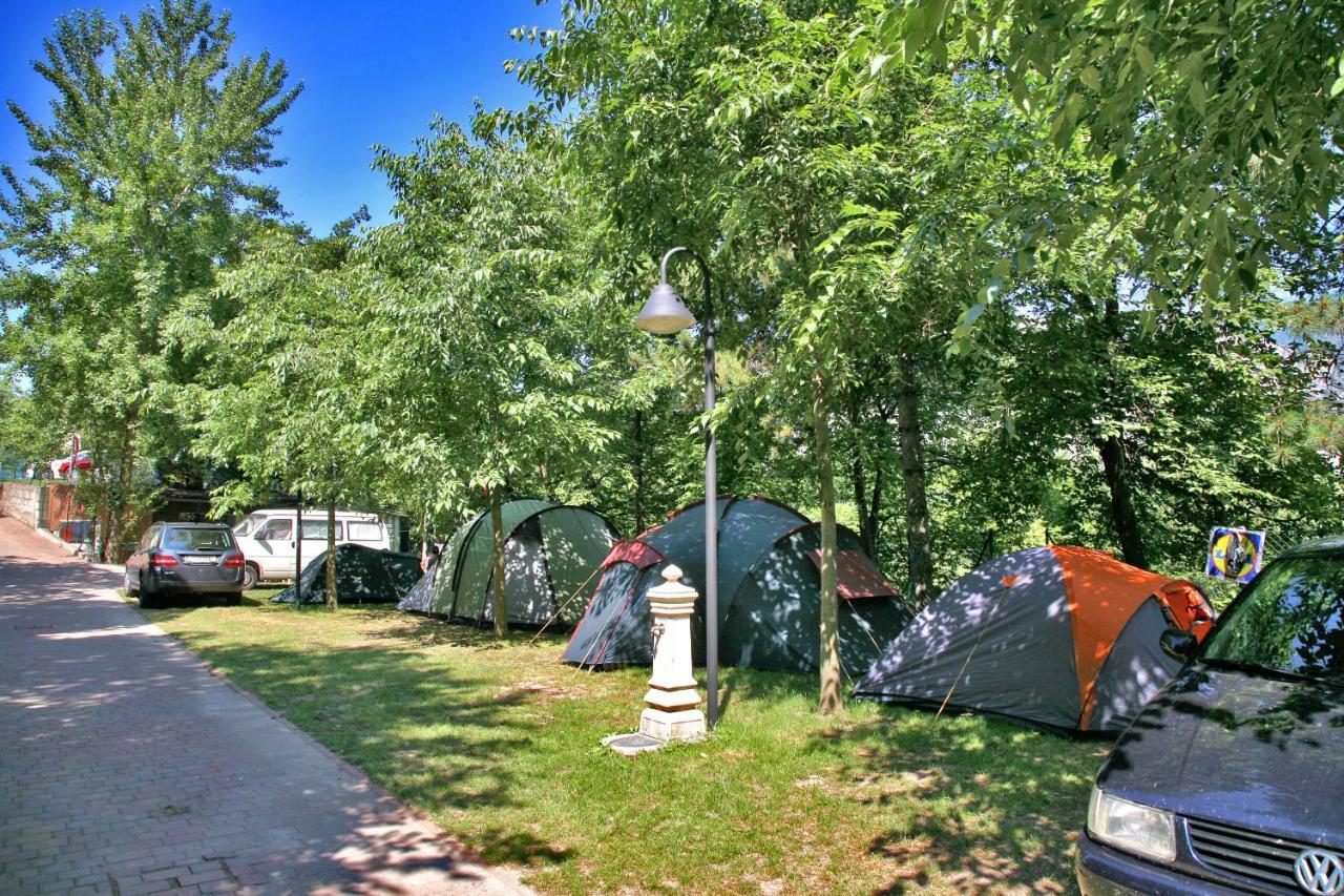 Camping Alpino - Nature Village Малчезине Екстериор снимка
