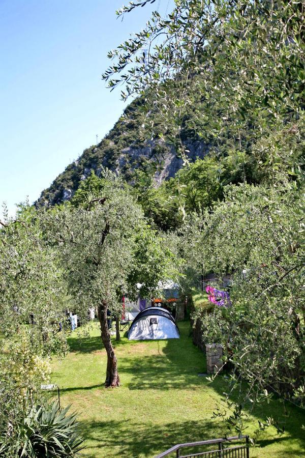 Camping Alpino - Nature Village Малчезине Екстериор снимка